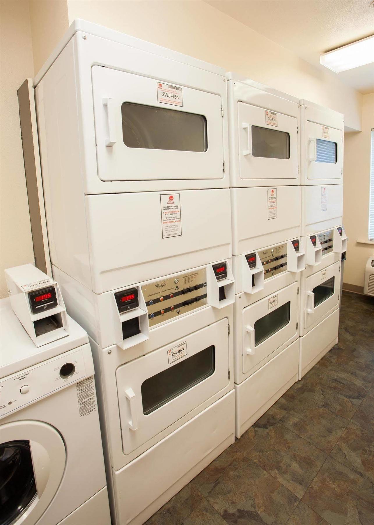 Extended Stay America Select Suites - Orlando - South Williamsburg Екстер'єр фото